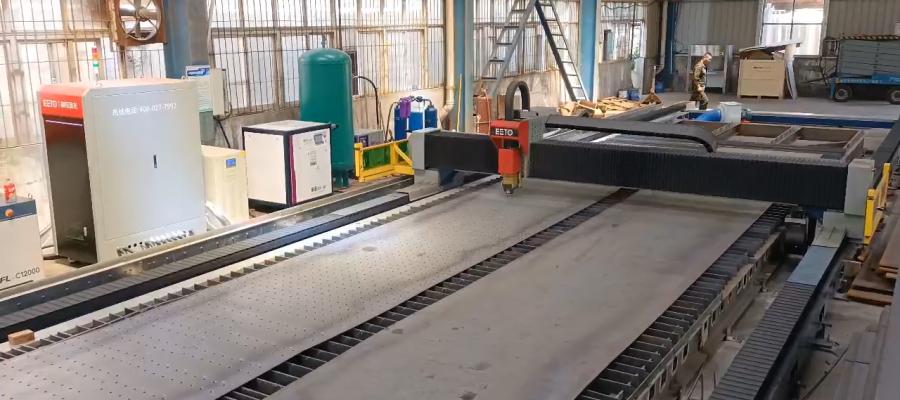 EETO FGT Laser Machine In Customer Factory